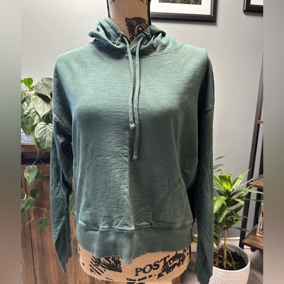 GAP Tops - Gap lightweight hoodie; slightly cropped. Size XS.